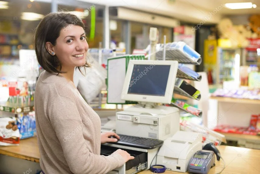 Negozio al dettaglio con punto cassa informatizzato